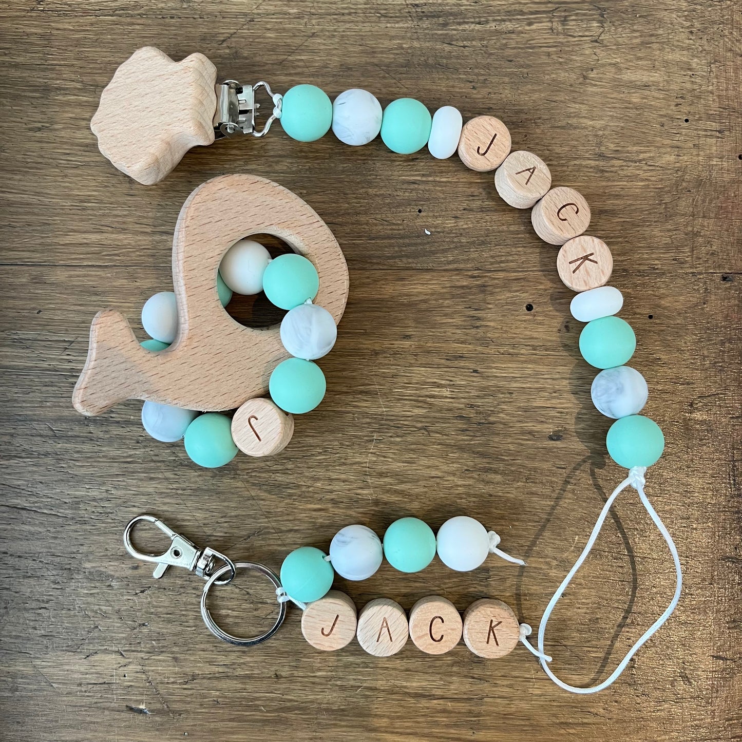 Attache tétine silicone