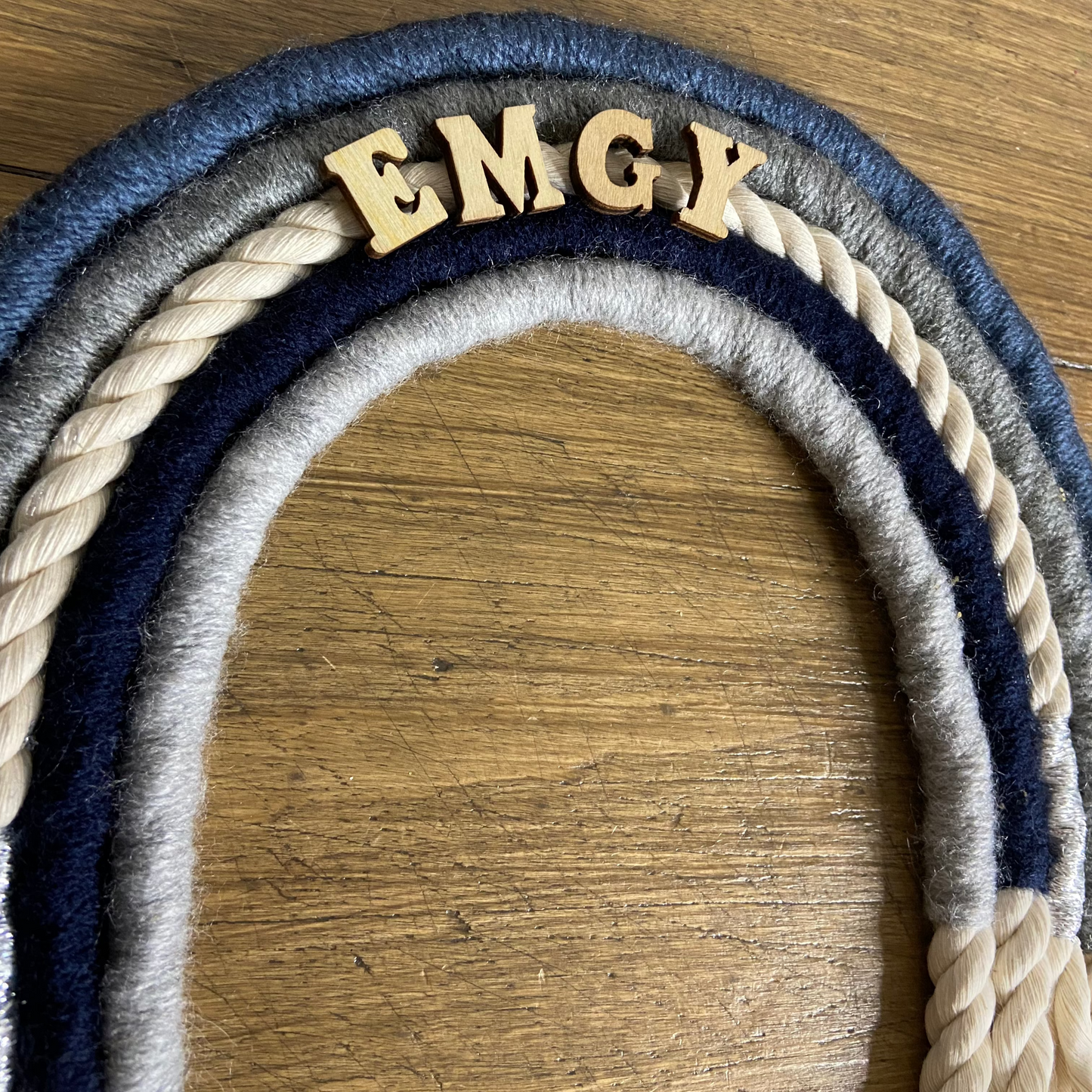 Arc-en-ciel macramé