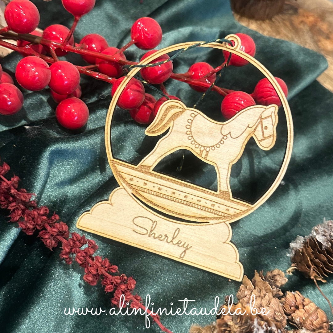 Boules de Noël en bois