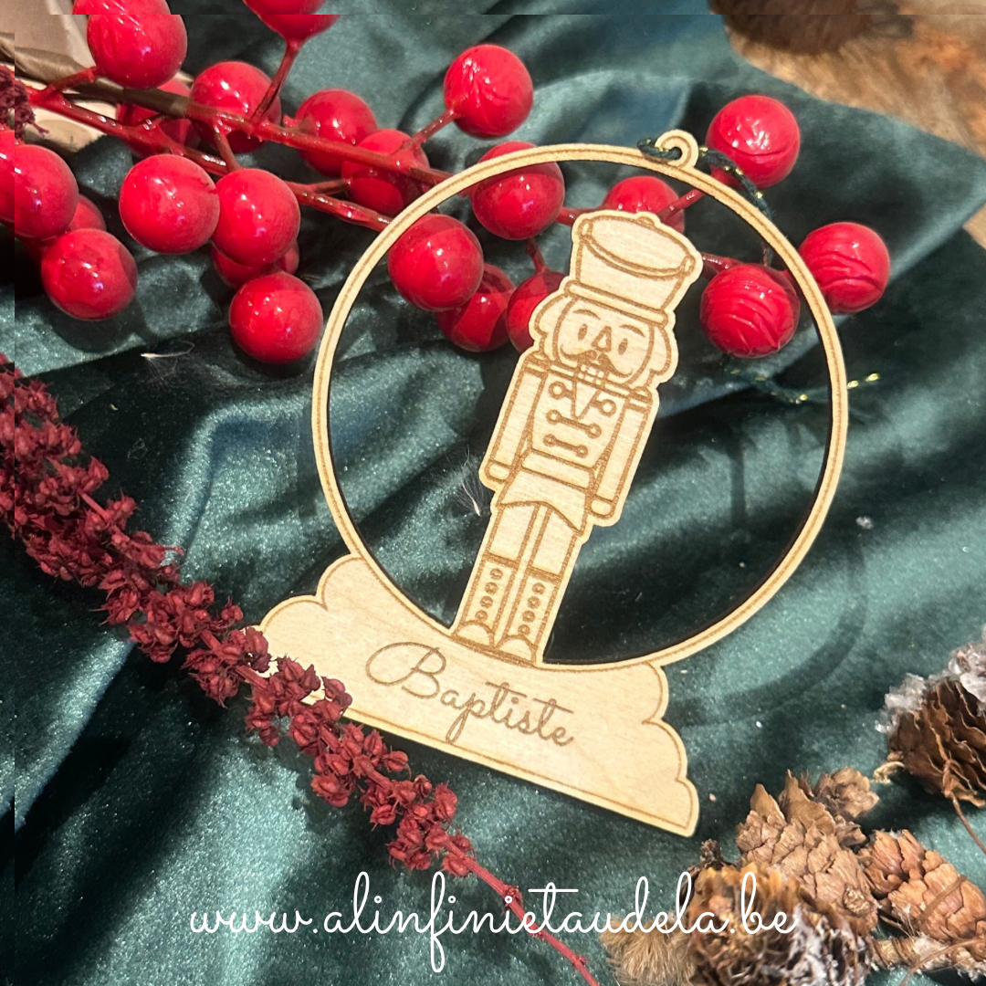 Boules de Noël en bois