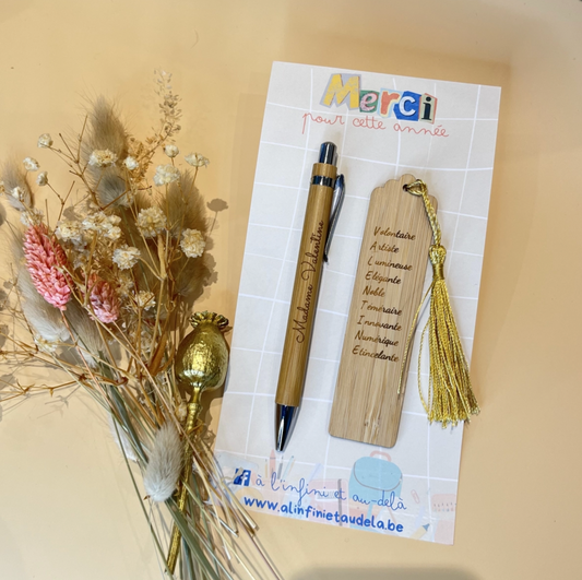 Stylo à bille + marque page