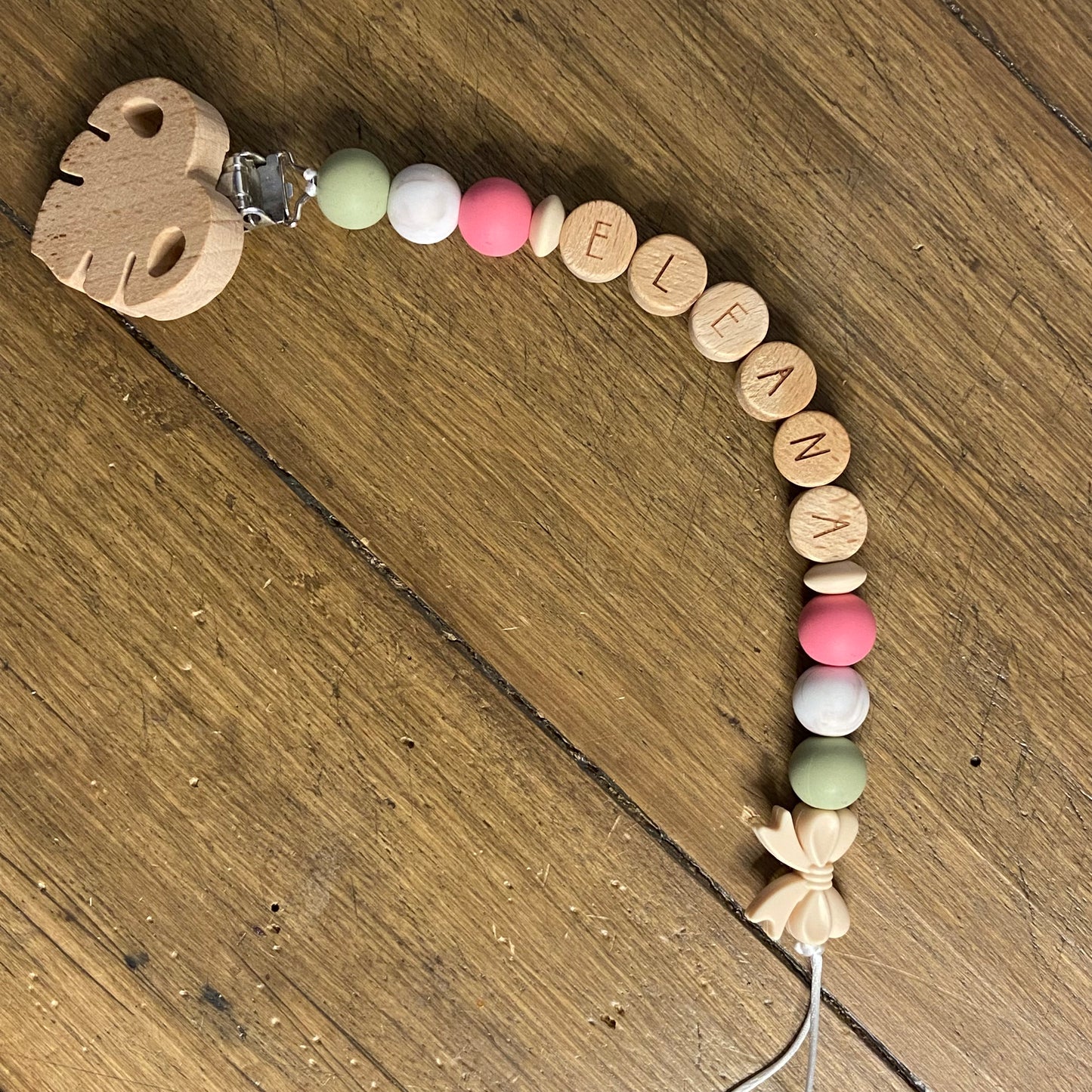 Attache tétine silicone