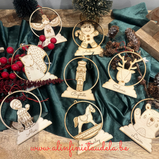 Boules de Noël en bois